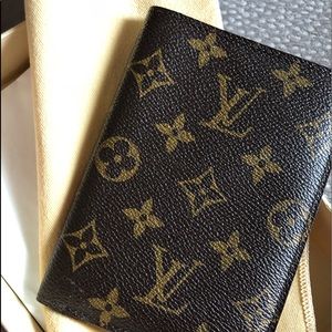 LV Pass Port Wallet